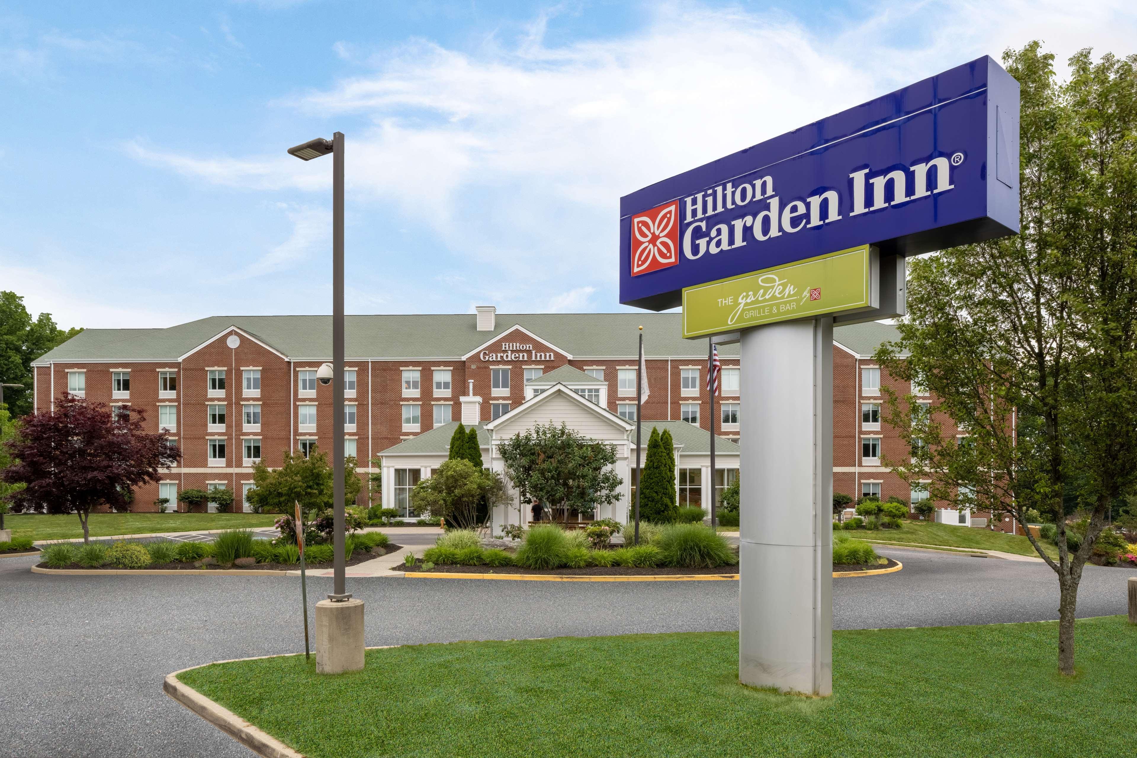 Hilton Garden Inn Mystic/גרוטון מראה חיצוני תמונה
